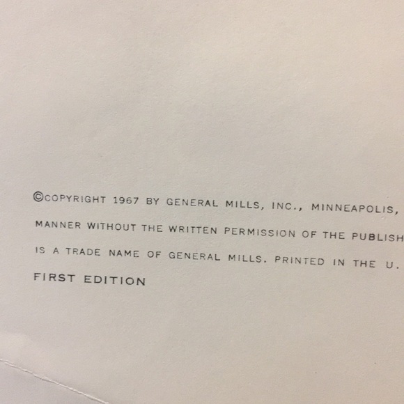 Betty Crocker first edition Hostess Cookbook 1967 - Picture 3 of 8